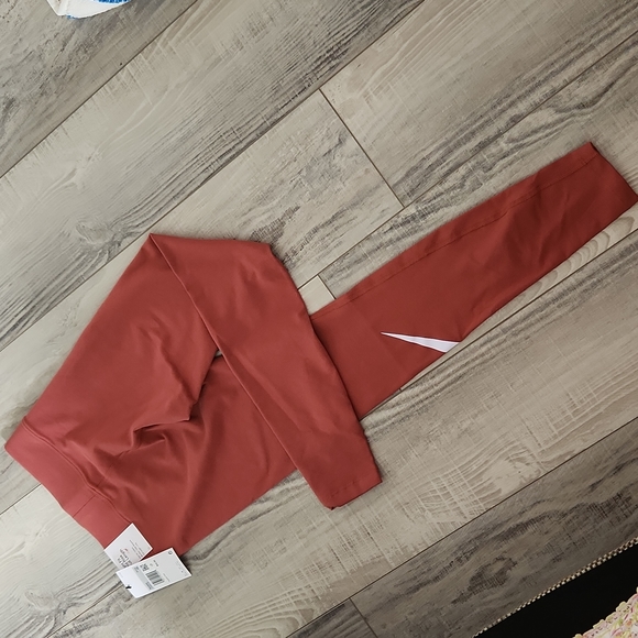 FINAL PRICE Nike Leggings Full Length Mid rise XS NWT - Picture 4 of 7
